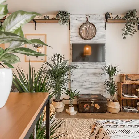 Bohemian Oasis Lägenhet *
